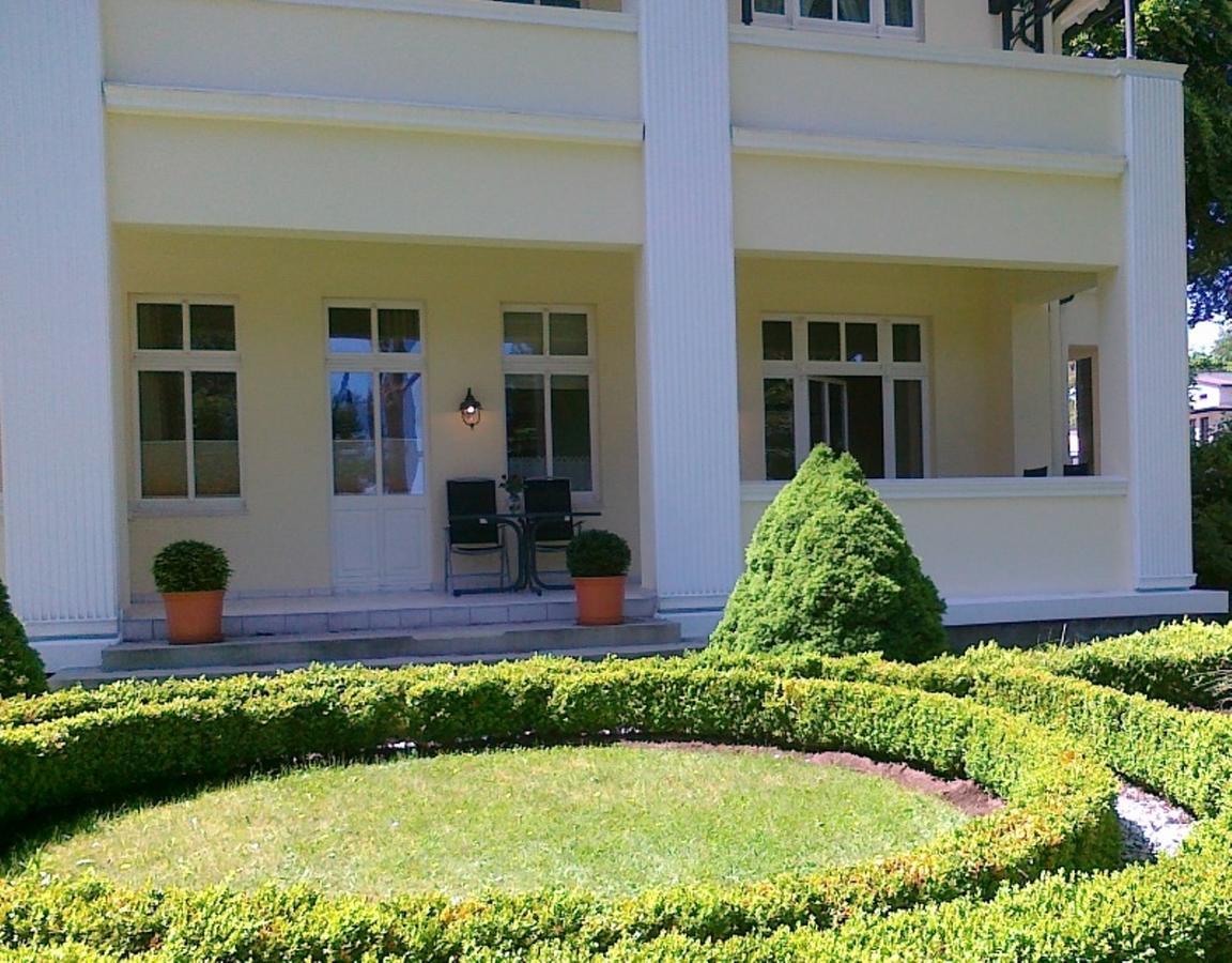 Villa Caprivi - Ferienwohnung 3 제바트헤링스도르프 외부 사진